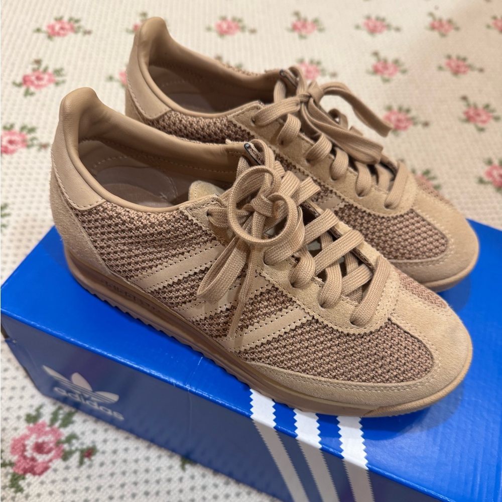 Adidas SL 72 RS Sneakers in warm sandstone. worn once - Picture 3 of 5